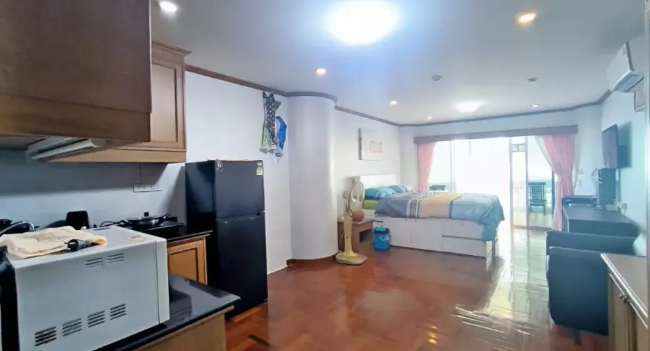 For rent 1 bed condo in Bang Lamung, Chonburi