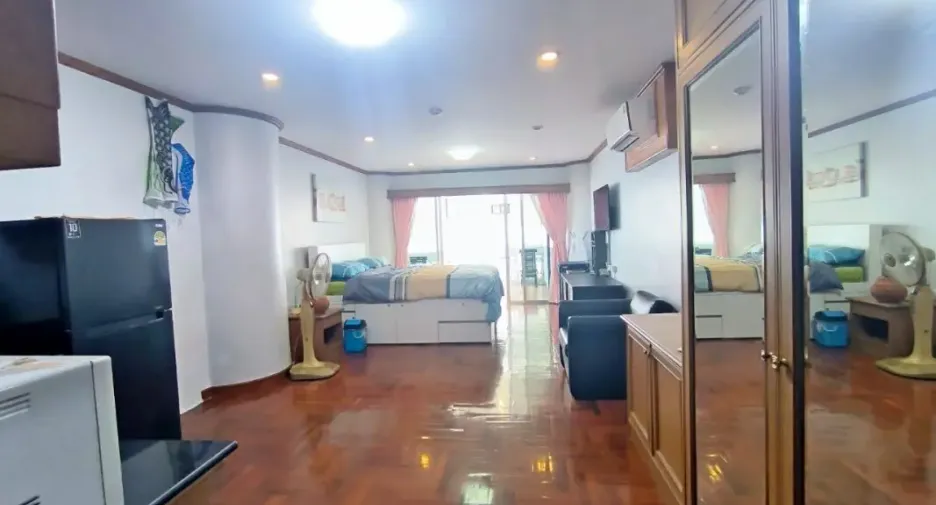 For rent 1 bed condo in Bang Lamung, Chonburi