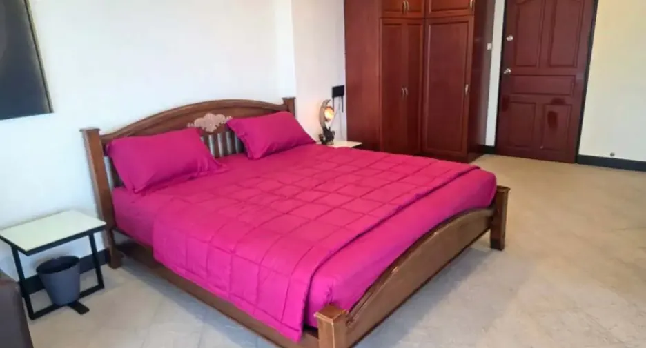 For rent 1 bed condo in Bang Lamung, Chonburi