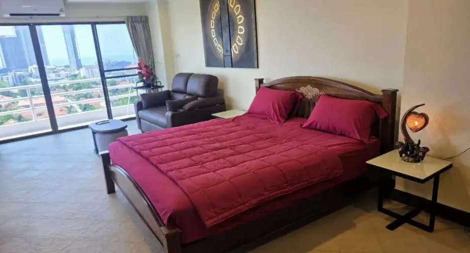 For rent 1 bed condo in Bang Lamung, Chonburi