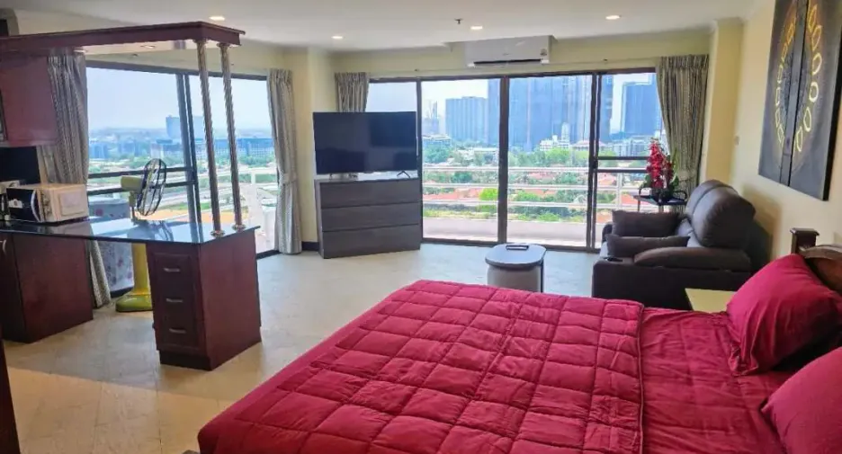 For rent 1 bed condo in Bang Lamung, Chonburi