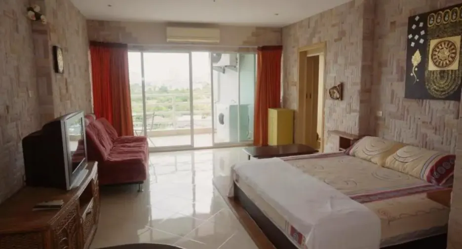 For rent 1 bed condo in Bang Lamung, Chonburi