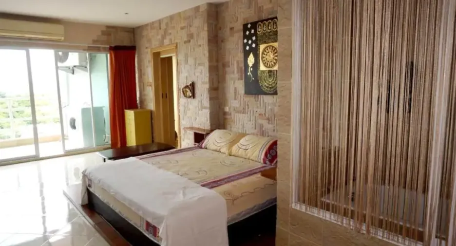 For rent 1 bed condo in Bang Lamung, Chonburi