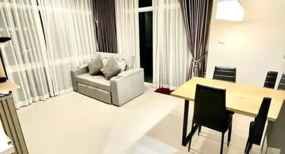 For rent 2 bedrooms condo in Jomtien, Pattaya
