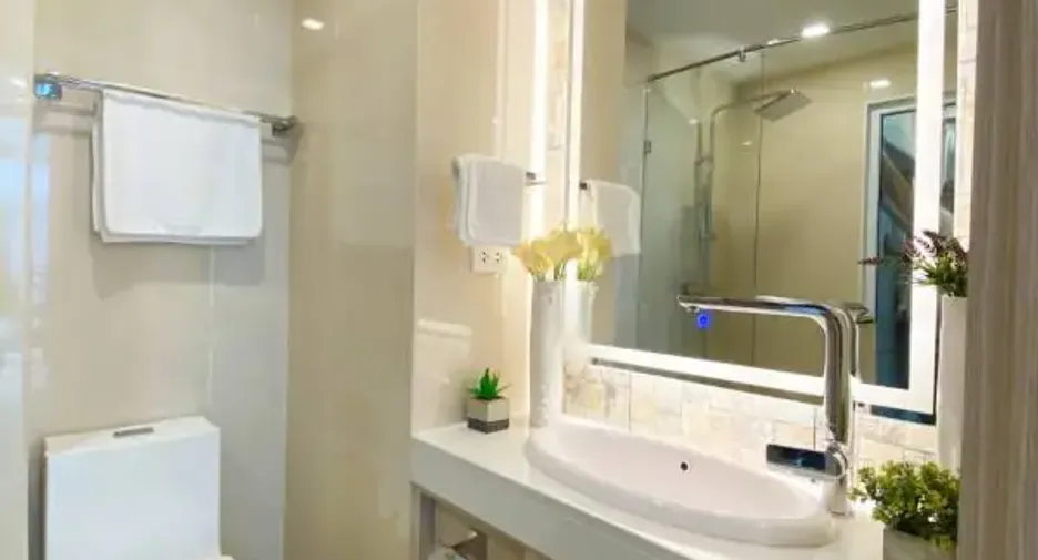 For rent 1 bed condo in Bang Lamung, Chonburi