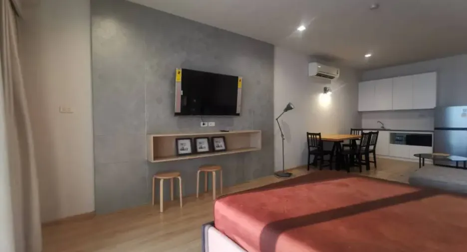 Condo en alquiler de 1 habitaciones en Bang Lamung, Chonburi