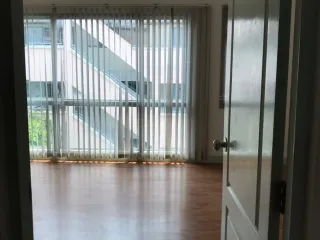 Local comercial en venta y en alquiler de 3 habitaciones en Khan Na Yao, Bangkok