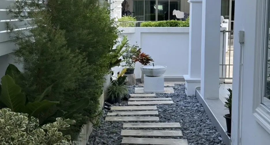 For rent 2 bedrooms house in Mueang Phuket, Phuket