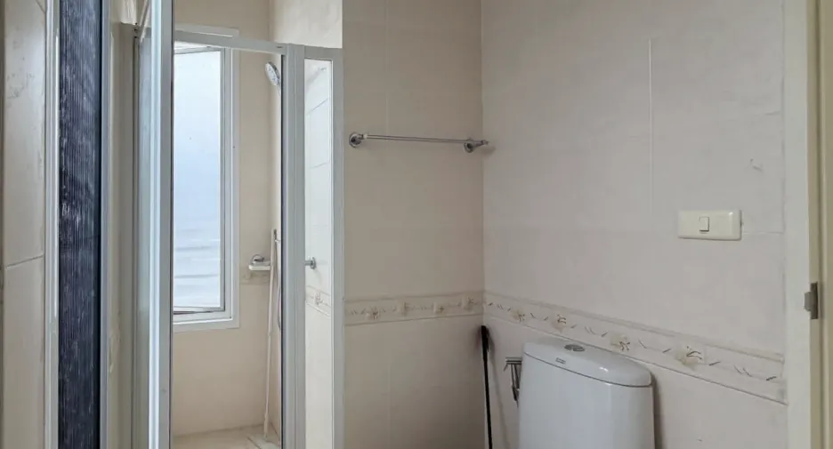 For rent 3 ベッドルーム house in Prawet, Bangkok