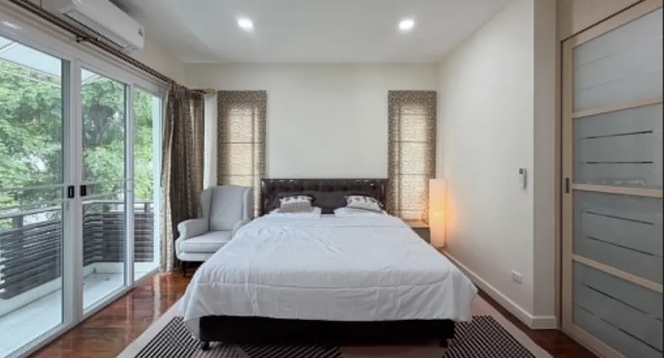 For rent 3 ベッドルーム house in Prawet, Bangkok