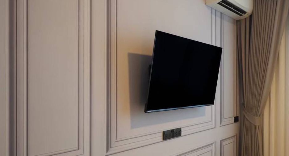 For sale 2 bedrooms condo in Huai Khwang, Bangkok