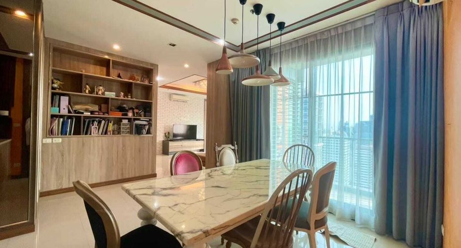 Condo en venta y en alquiler de 2 habitaciones en Watthana, Bangkok