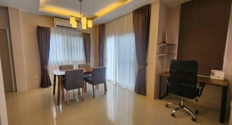 For rent 3 bedrooms house in Bang Lamung, Chonburi