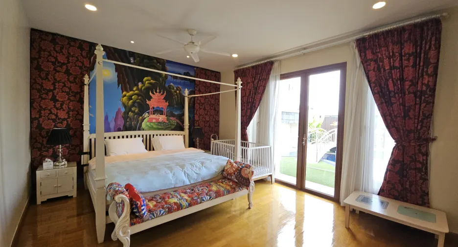 À vendre 4 chambres maison à Na Jomtien, Pattaya