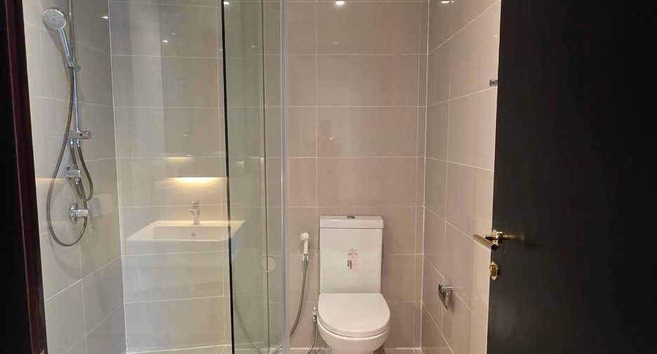 For sale and for rent 2 bedrooms condo in Yan Nawa, Bangkok