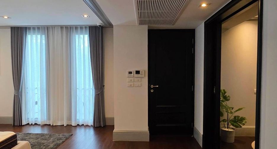For sale and for rent 2 bedrooms condo in Yan Nawa, Bangkok