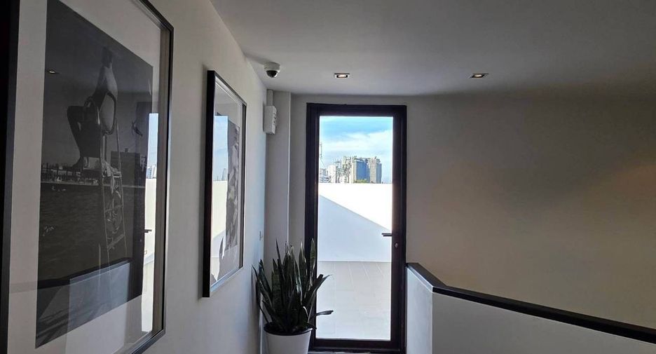 For sale and for rent 2 bedrooms condo in Yan Nawa, Bangkok