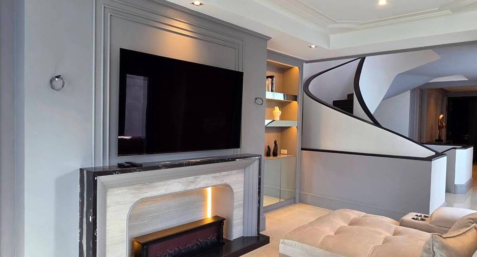 For sale and for rent 2 bedrooms condo in Yan Nawa, Bangkok