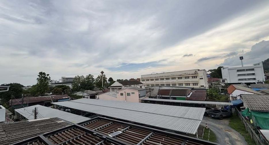 For sale and for rent 3 bedrooms townhouse in Mueang Phuket, Phuket