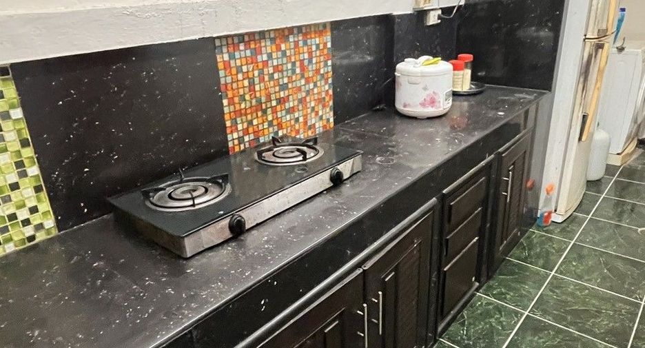 For sale 3 ベッドルーム townhouse in Mueang Phuket, Phuket