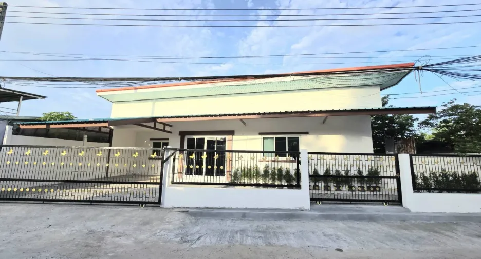 For rent 2 bedrooms house in Mueang Phuket, Phuket