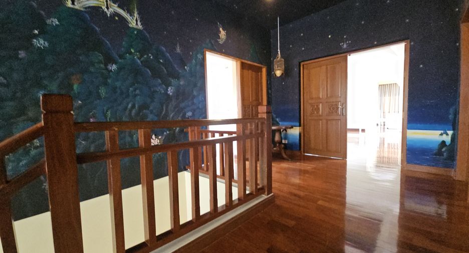 À vendre 4 chambres maison à Na Jomtien, Pattaya