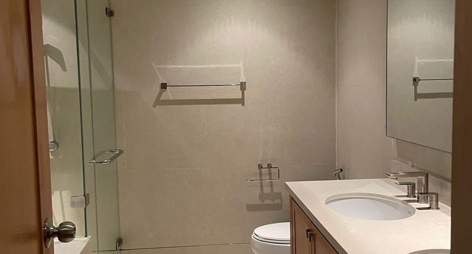 For sale and for rent 1 bed condo in Khlong Toei, Bangkok