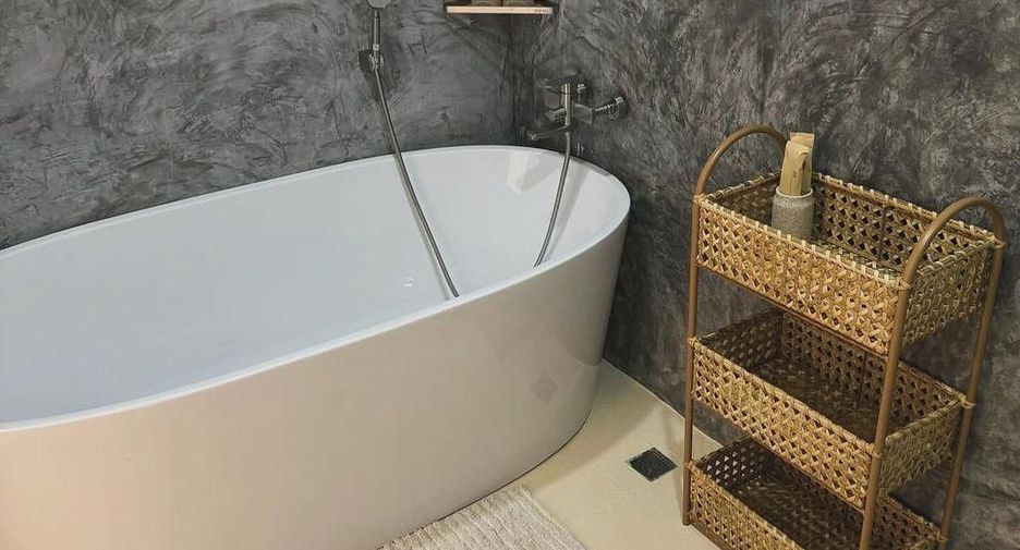 For sale 8 bedrooms hotel in Kathu, Phuket