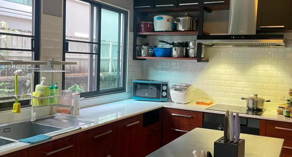 For sale 3 bedrooms house in Suan Luang, Bangkok