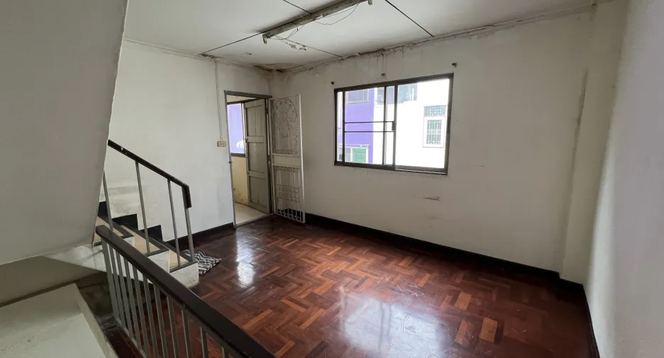 For sale 3 bedrooms house in Watthana, Bangkok