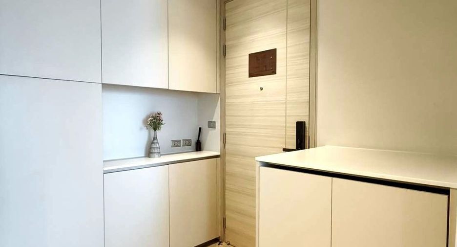 For rent 2 bedrooms condo in Mueang Samut Prakan, Samut Prakan