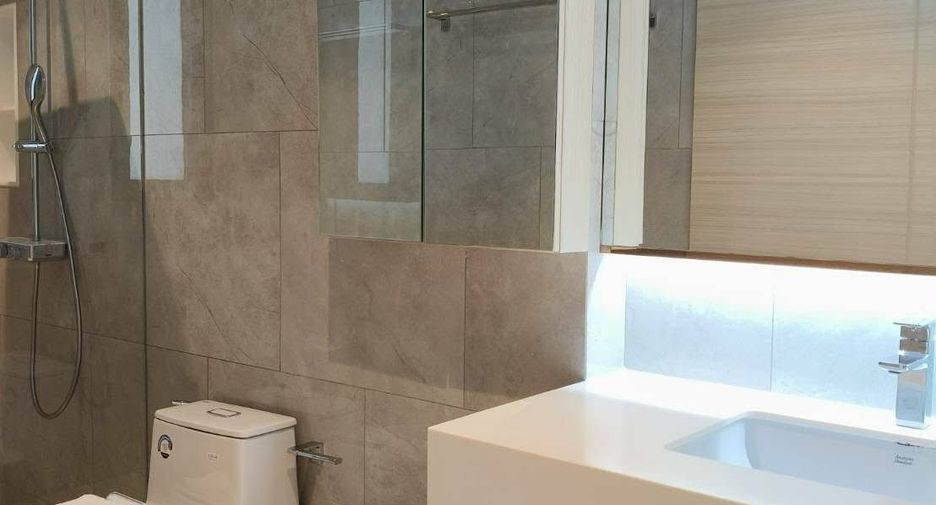 For rent 2 bedrooms condo in Mueang Samut Prakan, Samut Prakan