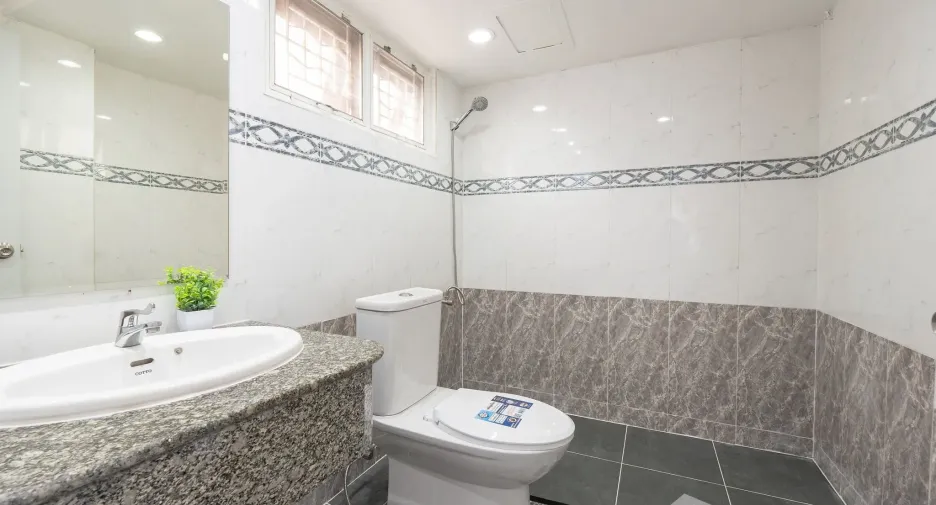 For sale 2 bedrooms condo in Bang Na, Bangkok