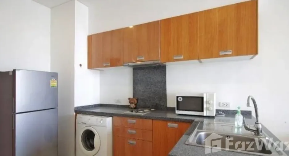 Wohnung zur Miete mit 1 Zimmer in Khlong San, Bangkok