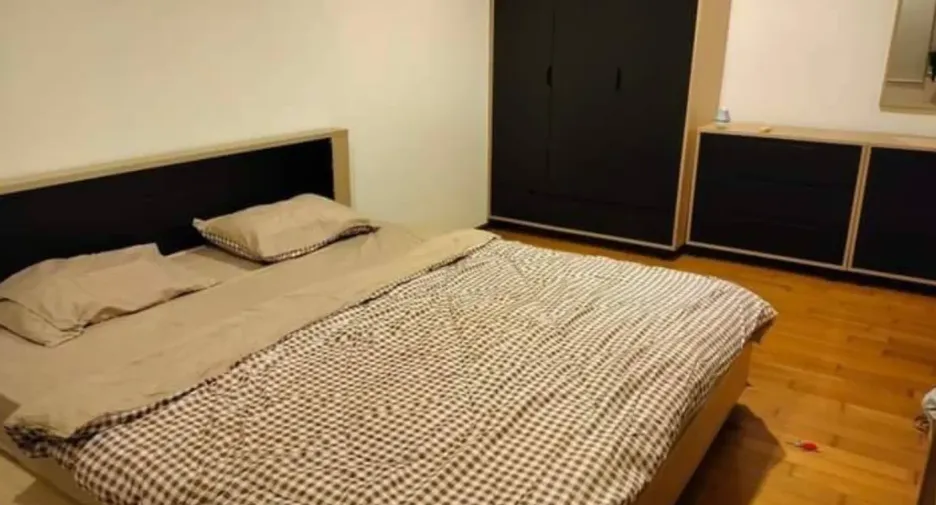 Wohnung zur Miete mit 1 Zimmer in Khlong San, Bangkok