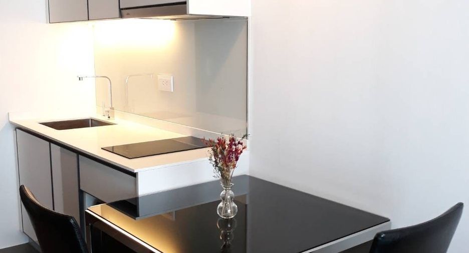 For sale and for rent 1 bed condo in Watthana, Bangkok