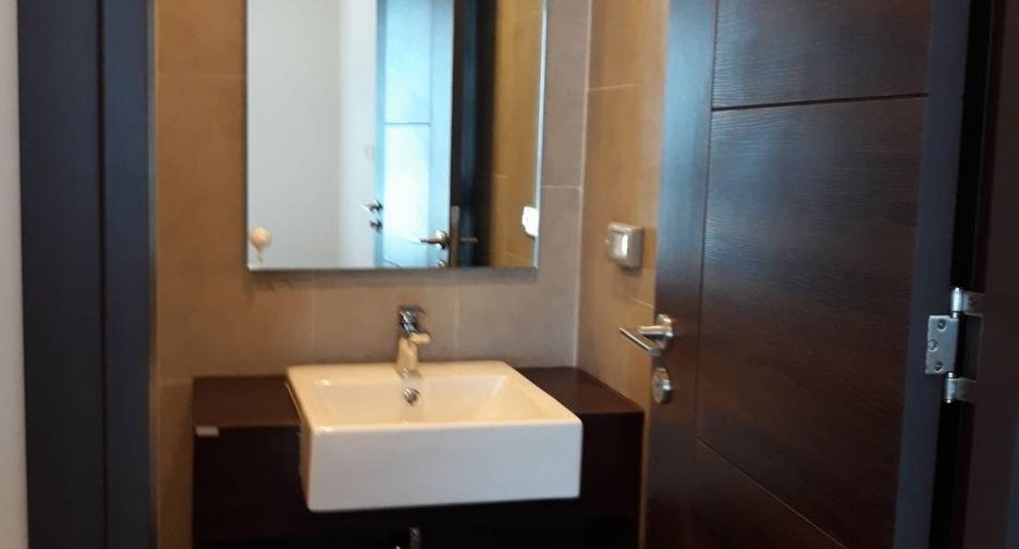 For sale and for rent 1 bed condo in Watthana, Bangkok