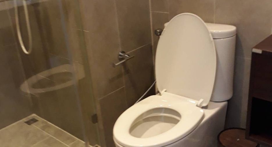 For sale and for rent 1 bed condo in Watthana, Bangkok
