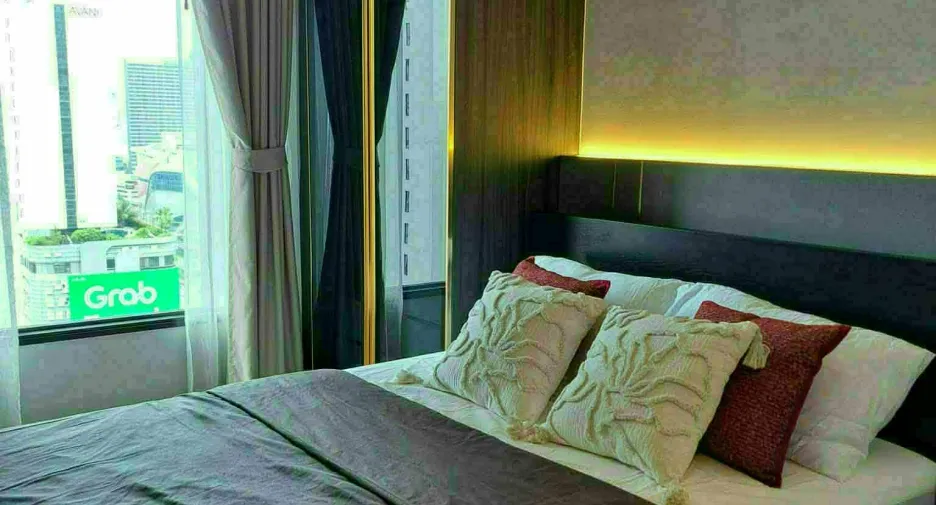 Condo en alquiler de estudio en Huai Khwang, Bangkok