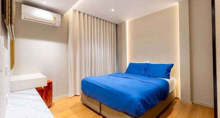 For rent 2 bedrooms condo in Watthana, Bangkok
