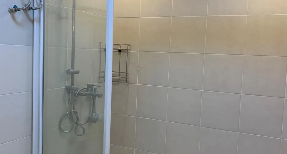 Аренда и продажа 3 спальни кондо в Щаттхана, Бангкок