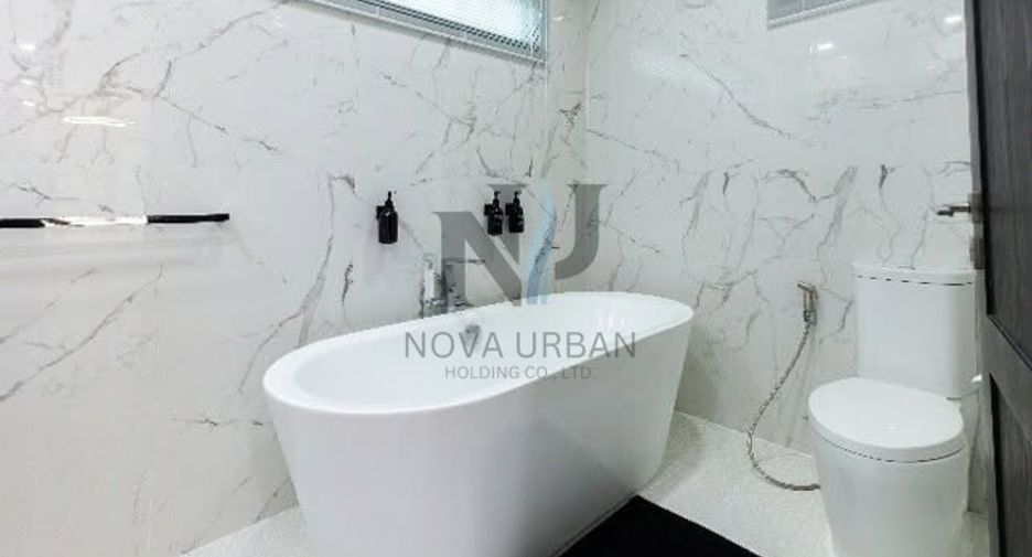 Villa en alquiler de 5 habitaciones en Jomtien, Pattaya