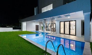 À louer 5 chambres villa à Jomtien, Pattaya