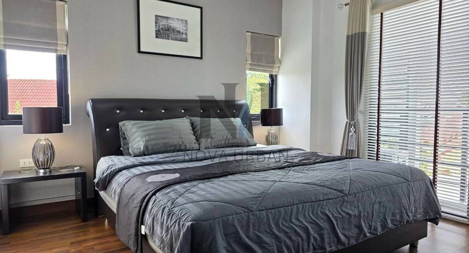 For rent 3 bedrooms villa in Bang Lamung, Chonburi