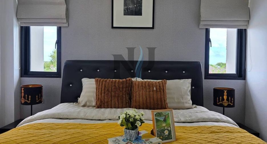 For rent 3 bedrooms villa in Bang Lamung, Chonburi
