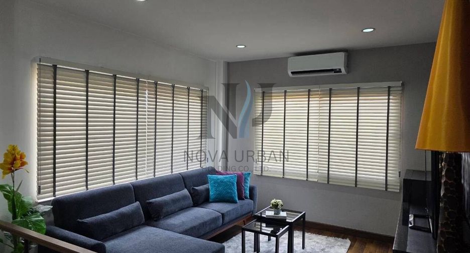 For rent 3 bedrooms villa in Bang Lamung, Chonburi