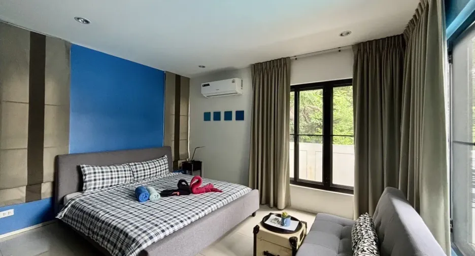 For rent and for sale 4 bedrooms villa in Cha Am, Phetchaburi