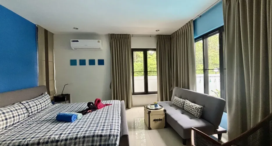 For rent and for sale 4 bedrooms villa in Cha Am, Phetchaburi