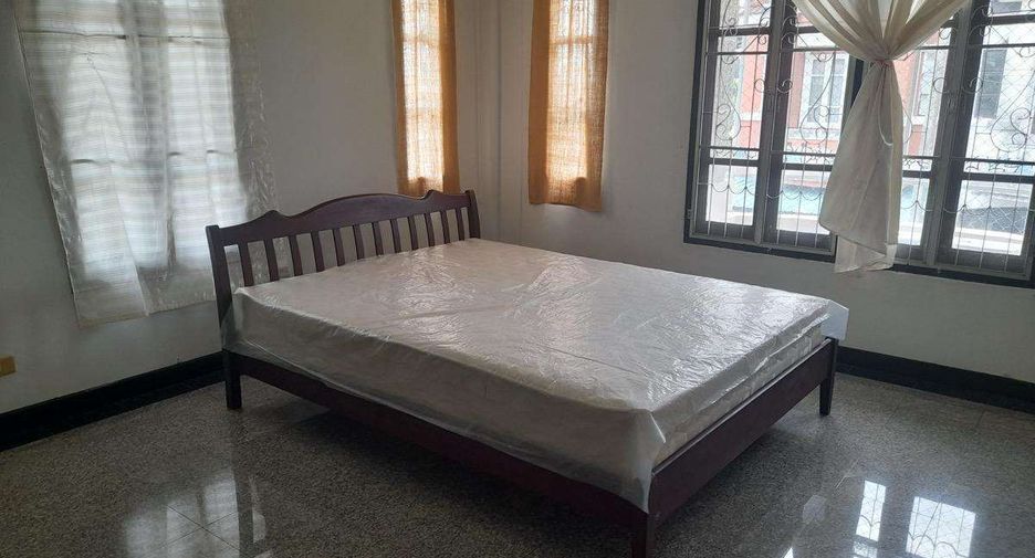 For rent 3 bedrooms house in San Sai, Chiang Mai
