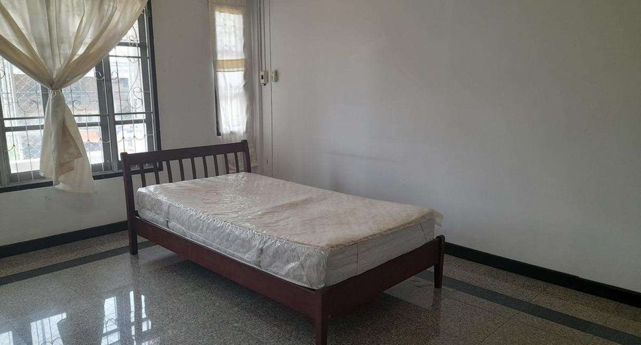 For rent 3 bedrooms house in San Sai, Chiang Mai